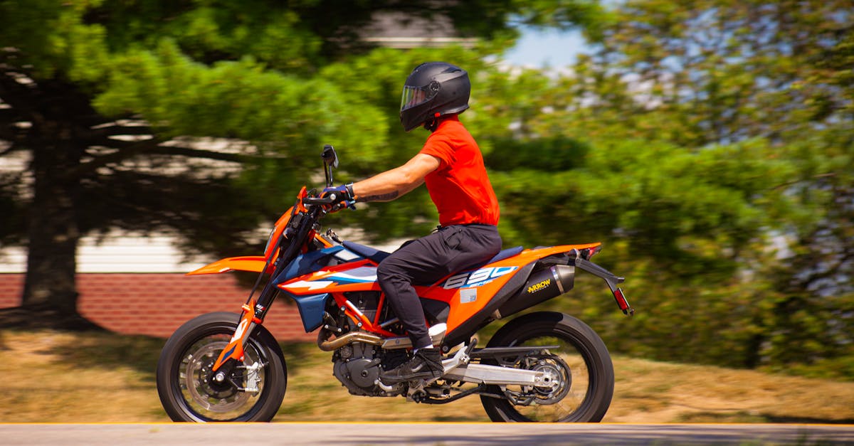 protégez votre deux-roues avec notre assurance moto adaptée à vos besoins. bénéficiez de garanties complètes, d'une assistance rapide et d'un service client à votre écoute. roulez en toute sérénité avec notre offre d'assurance moto compétitive.