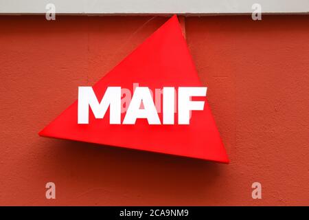 découvrez maif assurance, votre partenaire de confiance pour une protection complète et adaptée à vos besoins. bénéficiez d'une diversité de garanties, d'un service client à l'écoute et d'une approche éthique dans le domaine de l'assurance. protégez ce qui compte avec maif.