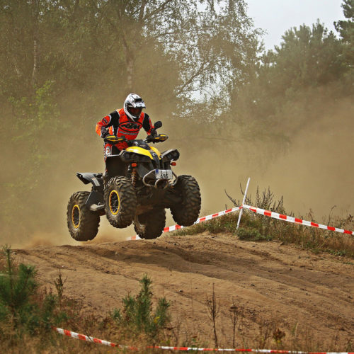 découvrez les meilleures options d'assurance pour votre quad homologué. protégez votre véhicule tout en respectant les normes légales, et profitez d'une couverture sur mesure pour vos aventures en plein air.