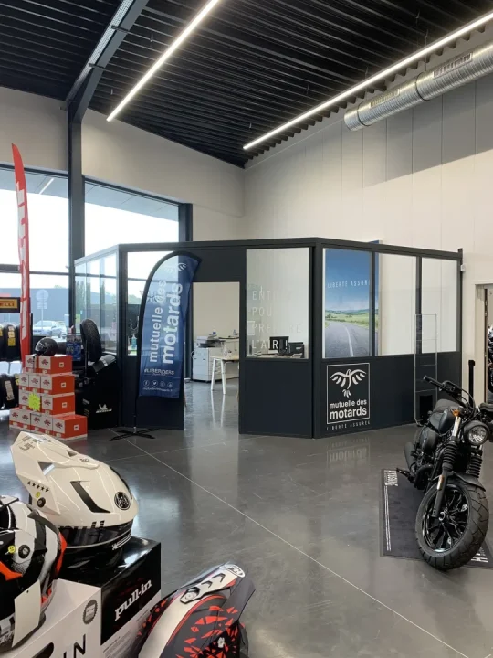 découvrez notre guide complet pour choisir la meilleure mutuelle moto. comparez les options, comprenez les garanties essentielles et trouvez la couverture adaptée à vos besoins pour rouler sereinement.