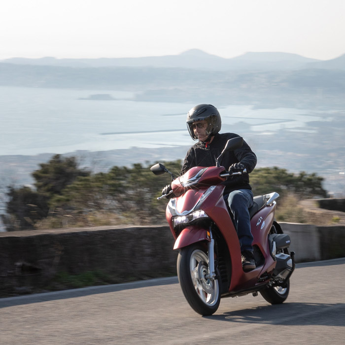 découvrez nos options d'assurance moto honda adaptées à vos besoins. profitez d'une couverture complète, d'un service client exceptionnel et de tarifs compétitifs pour rouler en toute sérénité.