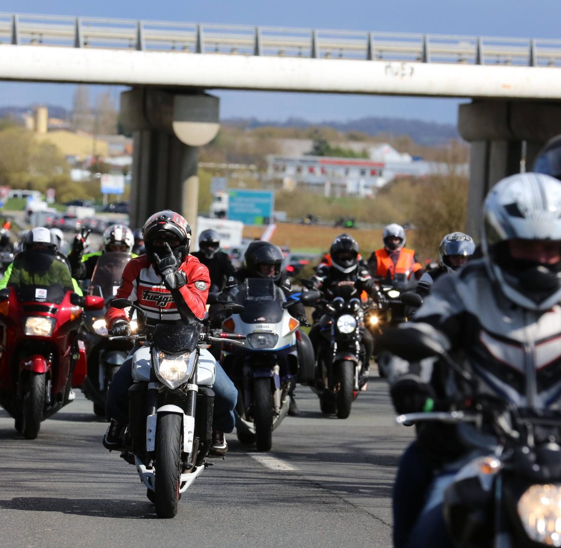 découvrez notre mutuelle dédiée aux motards à tours, offrant des garanties adaptées pour votre sécurité sur la route. protégez votre passion avec des solutions personnalisées et un service de qualité.